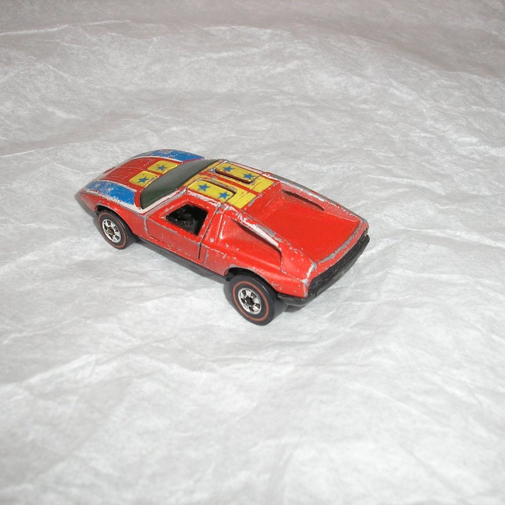 Hot Wheels Redline Mercedes Benz C-111 Red HK (1974) - Picture 7 of 10